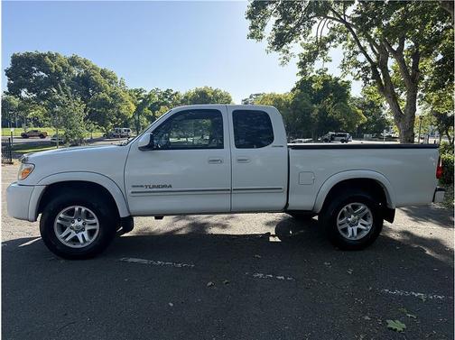 White 2005 Toyota Tundra Limited