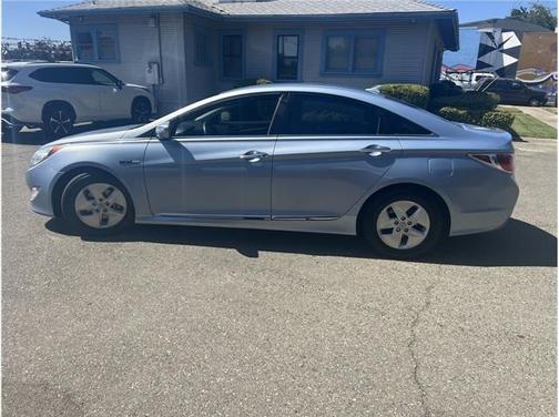 2011 Hyundai SONATA Hybrid Base