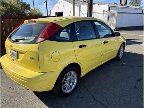 2003 Ford Focus ZX5