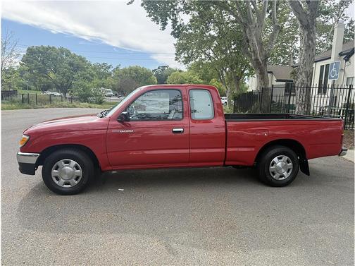 1997 Toyota Tacoma Base
