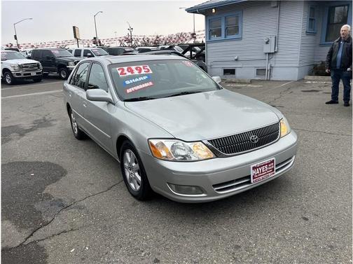 2002 Toyota Avalon XLS