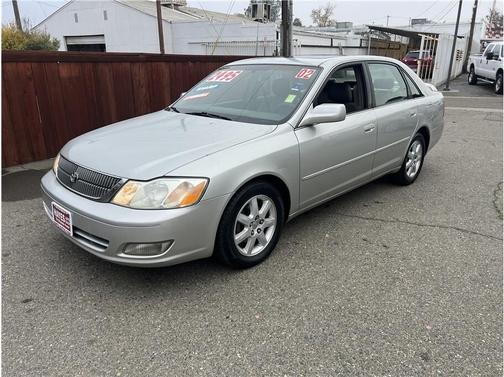 2002 Toyota Avalon XLS