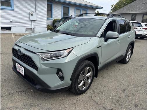 2021 Toyota RAV4 Hybrid XLE Premium