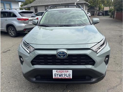 2021 Toyota RAV4 Hybrid XLE Premium