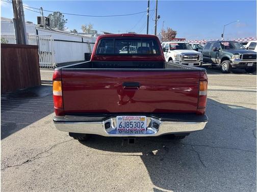 2000 Toyota Tacoma Xtracab