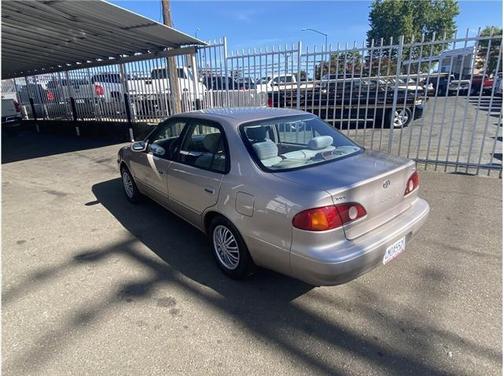 2001 Toyota Corolla S