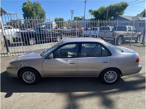 2001 Toyota Corolla S