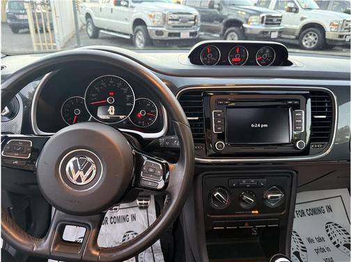 2012 Volkswagen Beetle Base