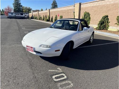 1992 Mazda MX-5 Miata Convertible