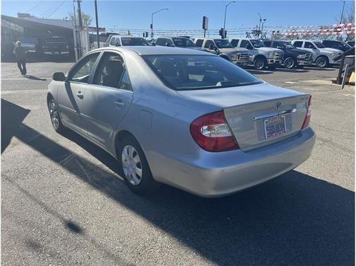 2003 Toyota Camry LE