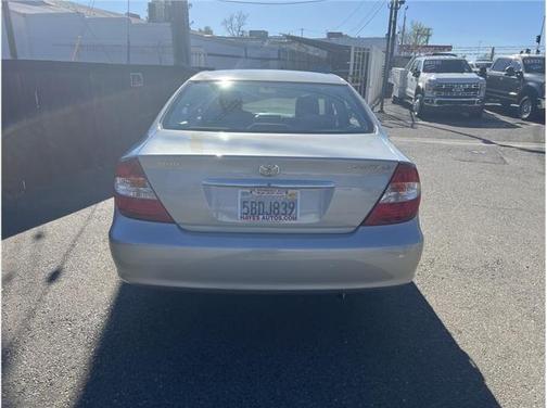 2003 Toyota Camry LE