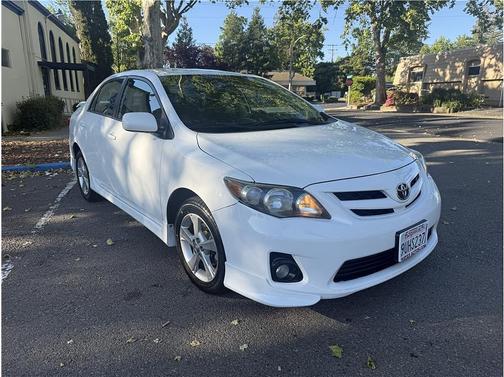 White 2013 Toyota Corolla S