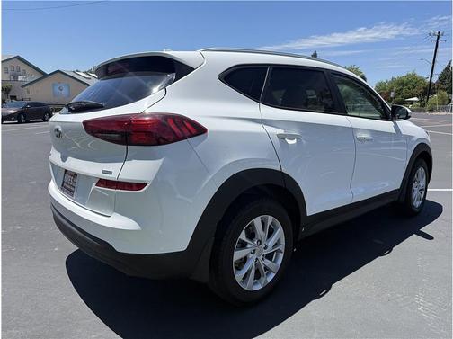 White 2020 Hyundai TUCSON Value