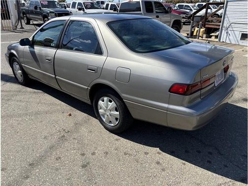 1998 Toyota Camry CE
