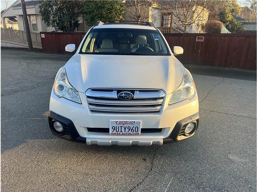 2013 Subaru Outback 3.6R Limited