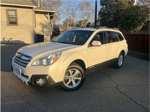 2013 Subaru Outback 3.6R Limited