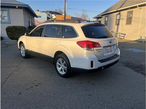 2013 Subaru Outback 3.6R Limited