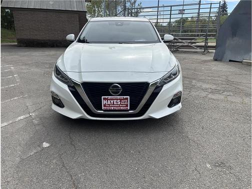 2020 Nissan Altima 2.5 SV