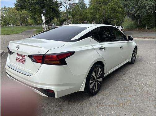 2020 Nissan Altima 2.5 SV