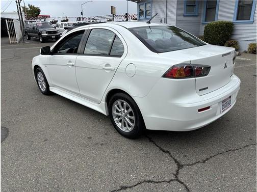 2012 Mitsubishi Lancer SE