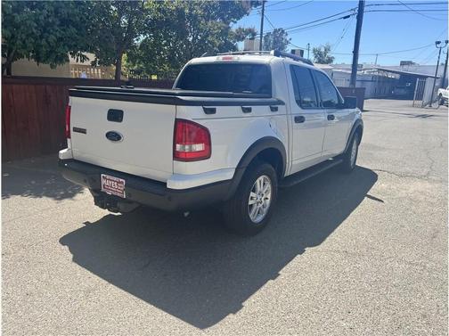 2010 Ford Explorer Sport Trac XLT