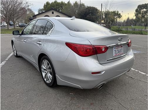 2014 INFINITI Q50 Premium