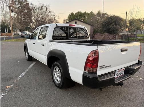 2015 Toyota Tacoma Base