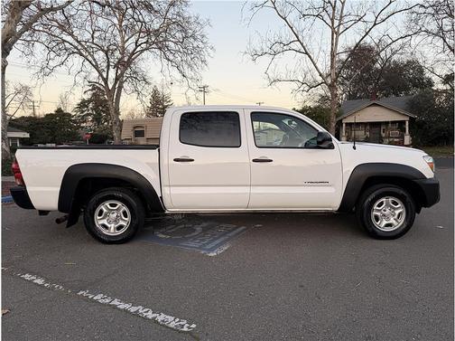 2015 Toyota Tacoma Base