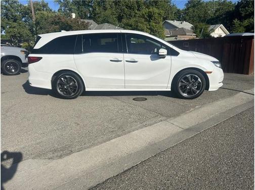 2021 Honda Odyssey Elite