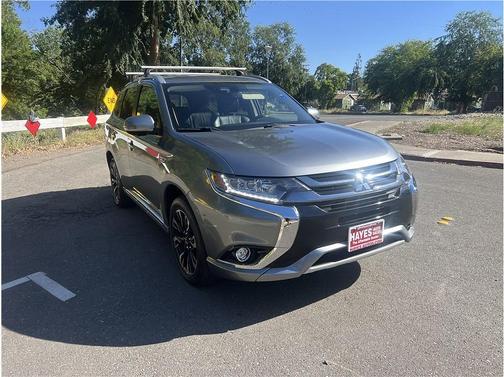 Gray 2018 Mitsubishi Outlander PHEV GT