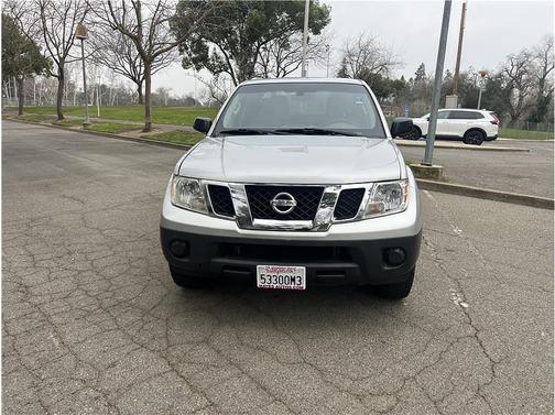 2014 Nissan Frontier S