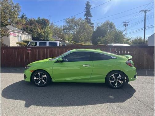 2016 Honda Civic Touring