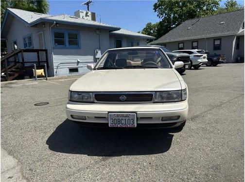 1993 Nissan Maxima GXE
