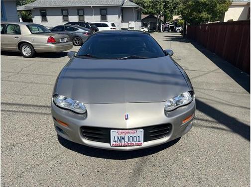 2001 Chevrolet Camaro Base