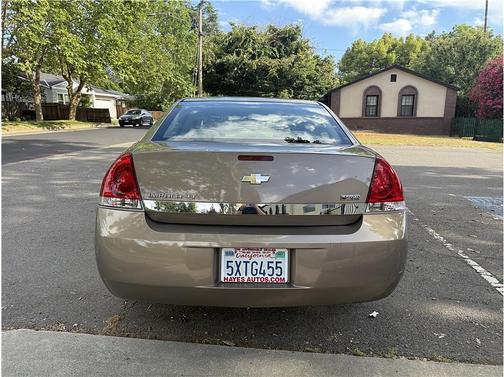 Gold 2007 Chevrolet Impala LT