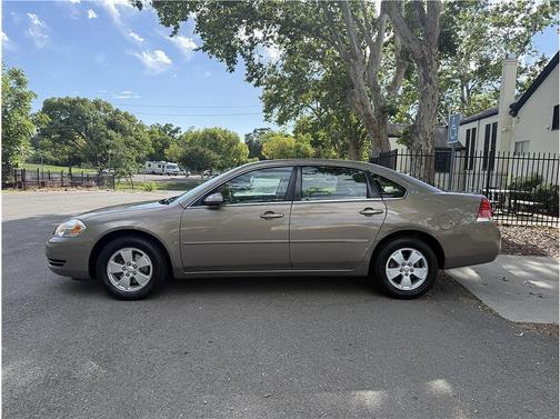 Gold 2007 Chevrolet Impala LT