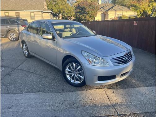 2009 INFINITI G37 Journey