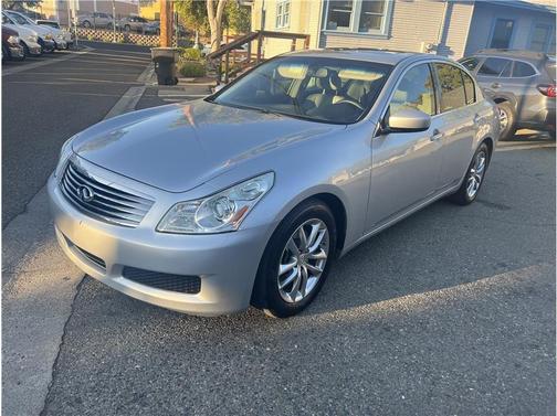 2009 INFINITI G37 Journey