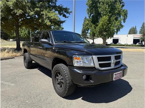 Black 2011 Dodge Dakota Big Horn/Lone Star