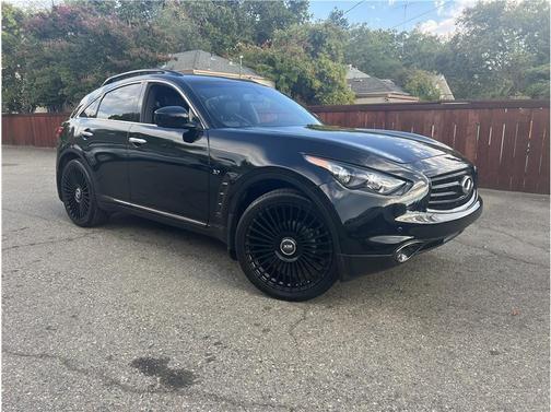 2016 INFINITI QX70 Base