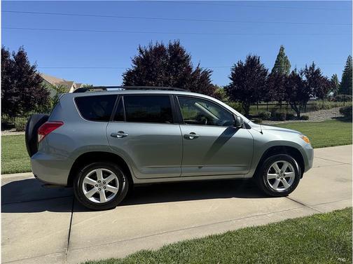 Everglade Metallic 2007 Toyota RAV4 Limited