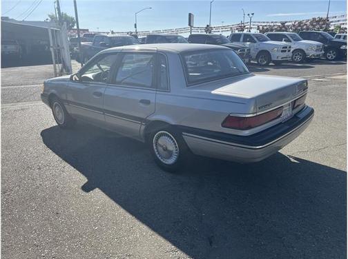 1990 Mercury Topaz