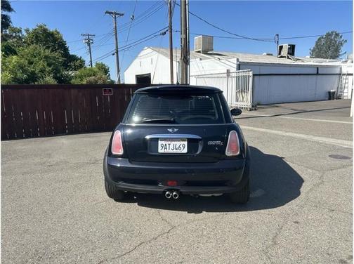 2006 MINI Cooper S Base