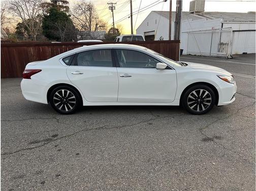 2018 Nissan Altima 2.5 SV