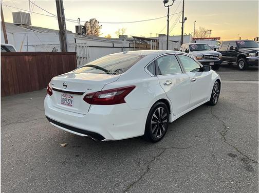 2018 Nissan Altima 2.5 SV