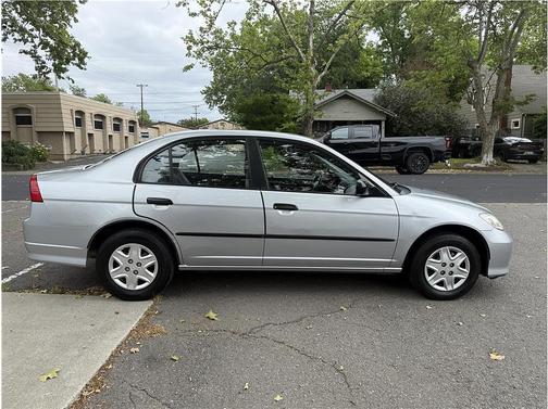 Silver 2005 Honda Civic VP