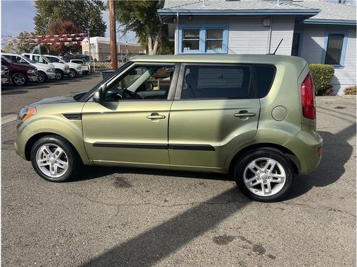 2012 Kia Soul +