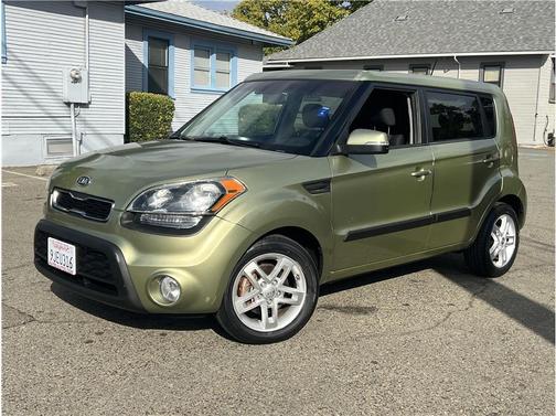 2012 Kia Soul +