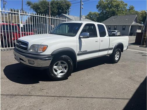 2000 Toyota Tundra SR5