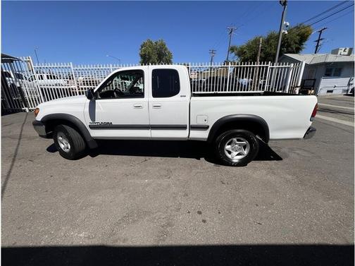 2000 Toyota Tundra SR5